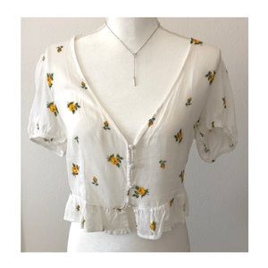 Forever 21 Floral V Neck Peplum Crop Top